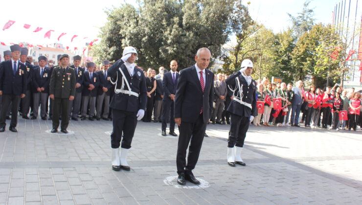 Gaziosmanpaşa’da Gaziler Günü yürüyüşü düzenlendi