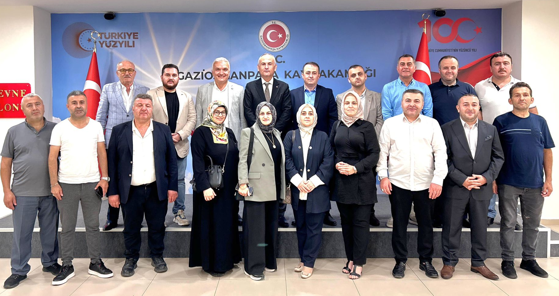 Kasder Kastamonular Dayanışma Derneği’Gaziosmanpaşa Şube Başkanından Kaymakam İskender Yönden’e Anlamlı Ziyaret