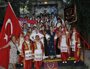 Pazariçi Köprülü Spor Kulübü’nden Her Yaşa Halk Oyunları Kursu!