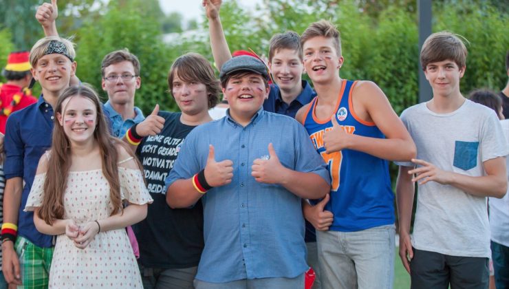 LİSE ÖĞRENCİLERİNE KARİYER GELİŞİMİ EĞİTİMİ UZAY TEKNOLOJİSİYLE AKTARILACAK