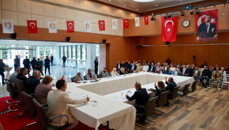 Şile Belediye Meclisi Ekim Ayı İlk Oturumunda Borçlar ve Şile Bezi Festivali Tartışıldı