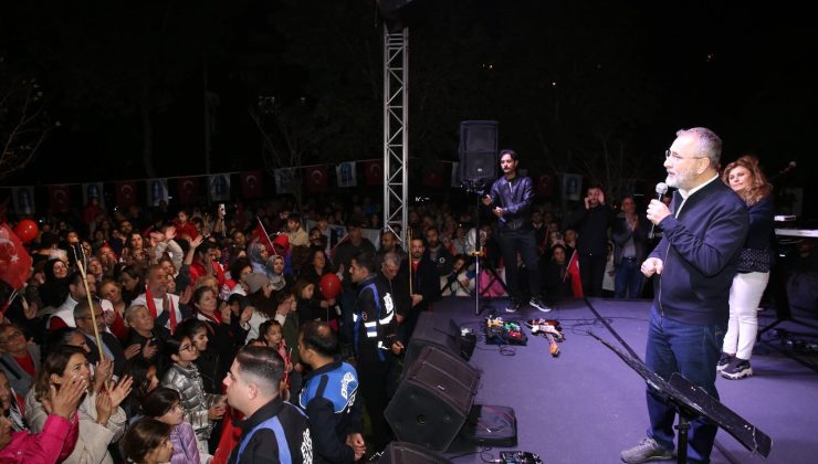 Eyüpsultan’da Cumhuriyetin 102. yıl coşkusu