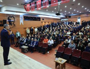 Bayrampaşa Belediye Başkan Vekili İbrahim Akın belediye personeli ile buluştu