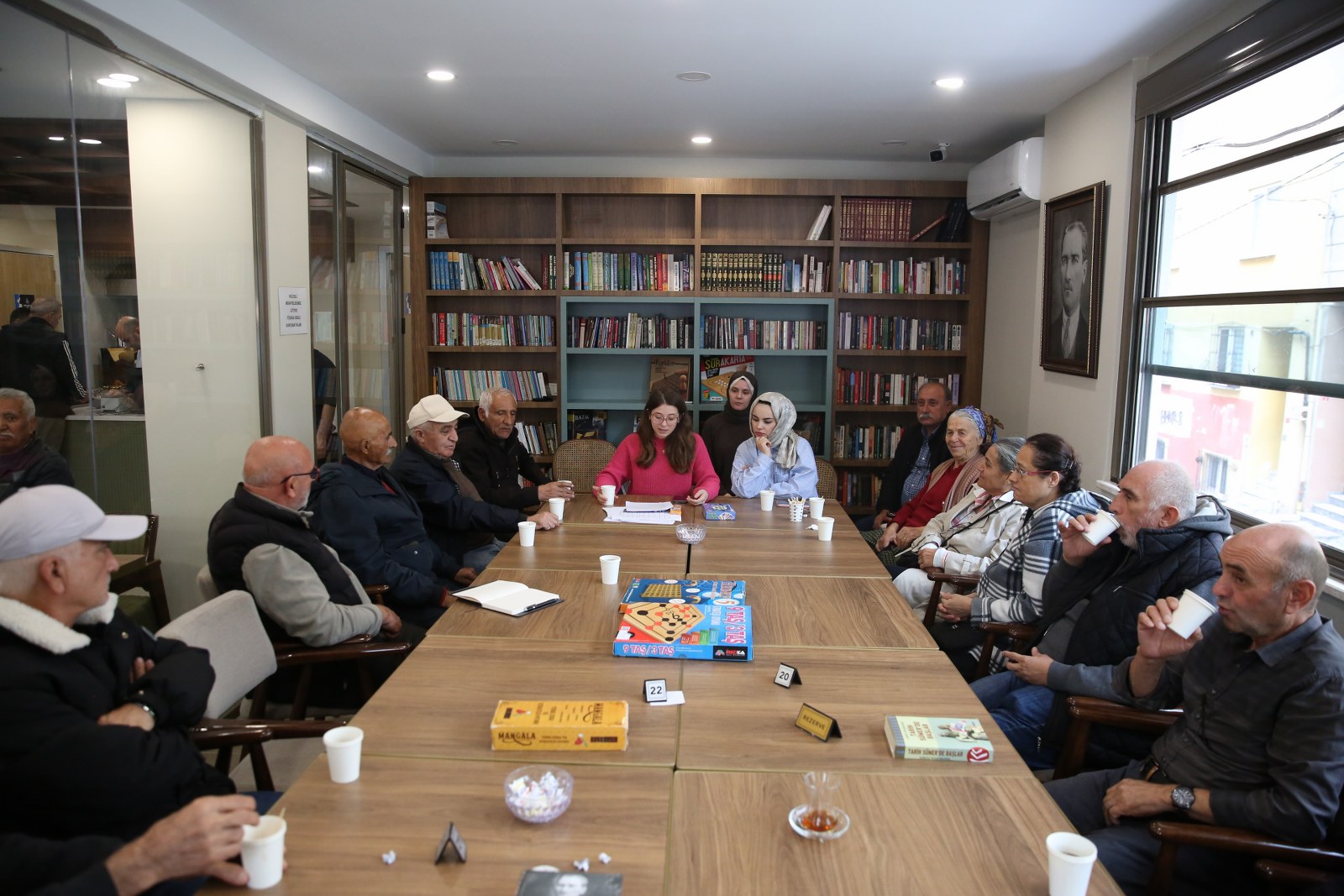 Güzeltepe Emekliler Lokali Hafıza Kafe yoğun ilgi görüyor