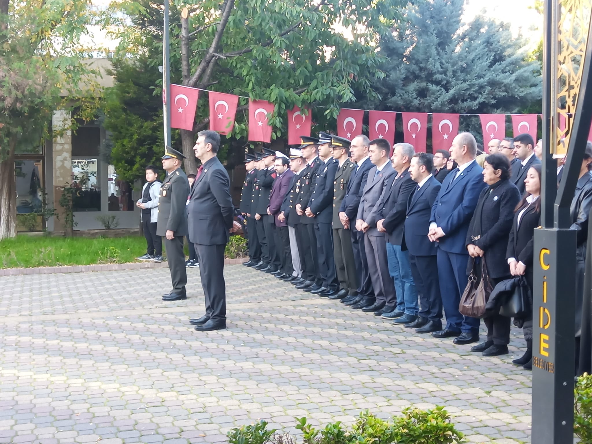 10 Kasım’da Ulu Önder Atatürk Saygıyla Anıldı