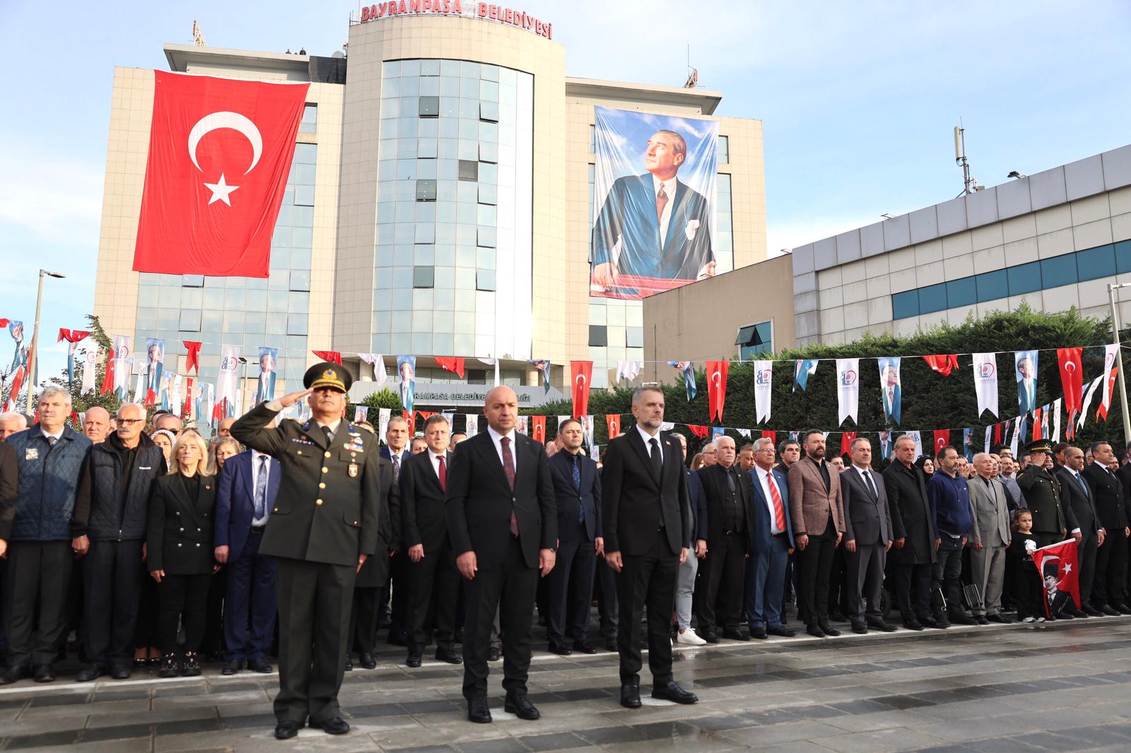 Atatürk, Bayrampaşa’da törenle anıldı