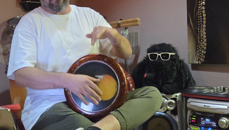 Müziğin Duayeni Göksel Tülek: “Türkiye’de sanat hak ettiği yerde değil”