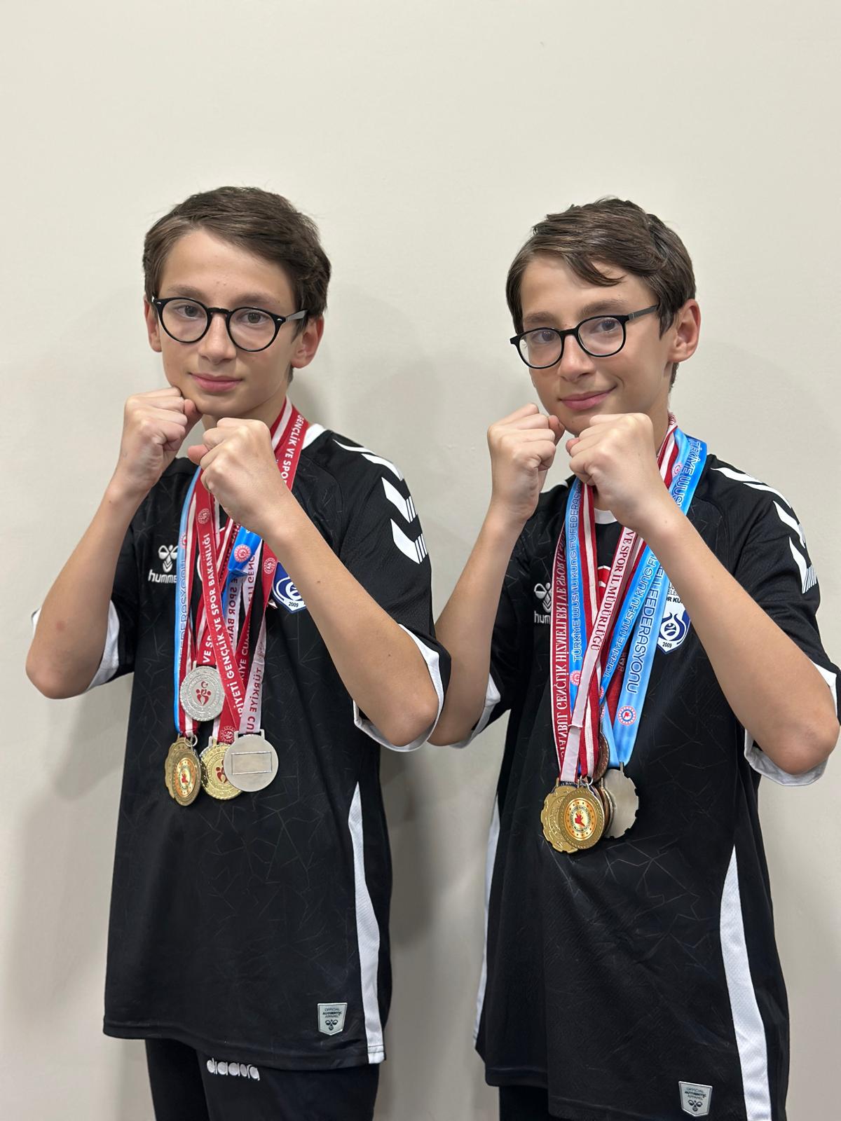 Geleceğin Yıldız Kungfucuları Şampiyon İkiz Kardeşler!