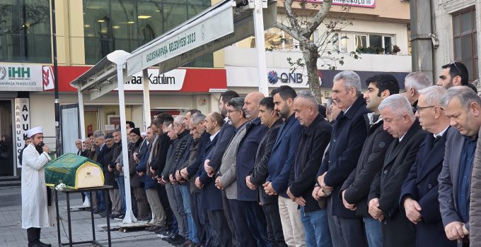 Gaziosmanpaşa’nın Sevilen İsmi Ahmet Çelik’in Eşi Tülay Çelik Vefat Etti: Sevenleri Gözyaşlarıyla Uğurladı!
