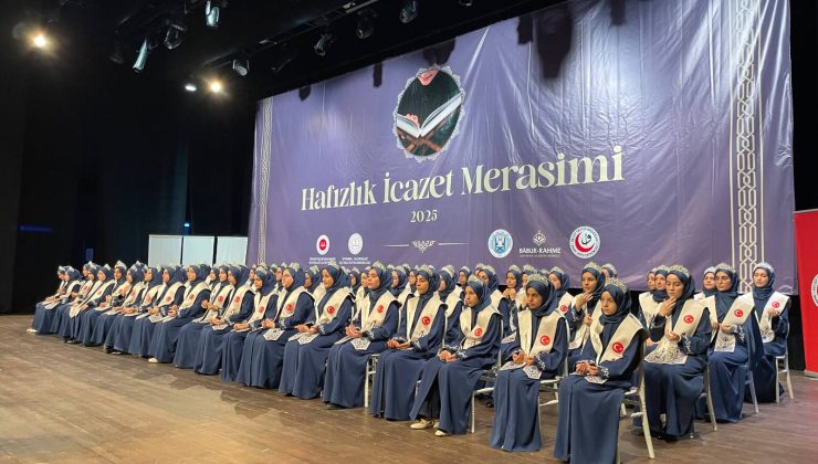 SULTANGAZİ’DE MUHTEŞEM HAFIZLIK MERASİMİ