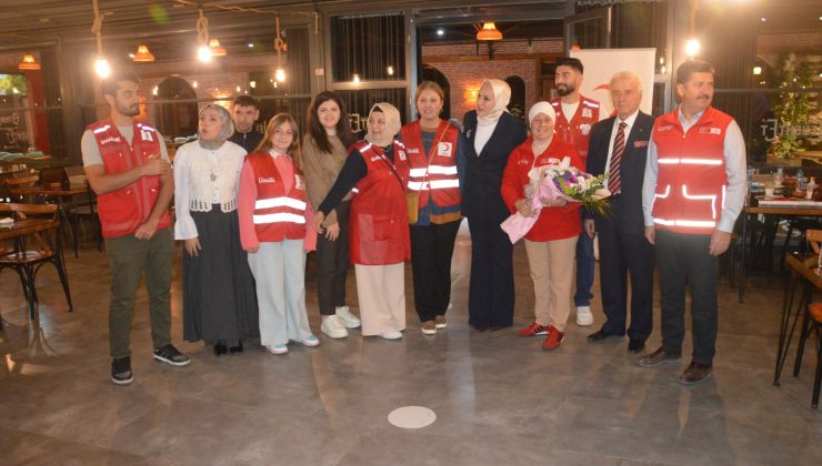 Türk Kızılay Sakarya Şubesi’nden Engelli Bireylere Moral Desteği