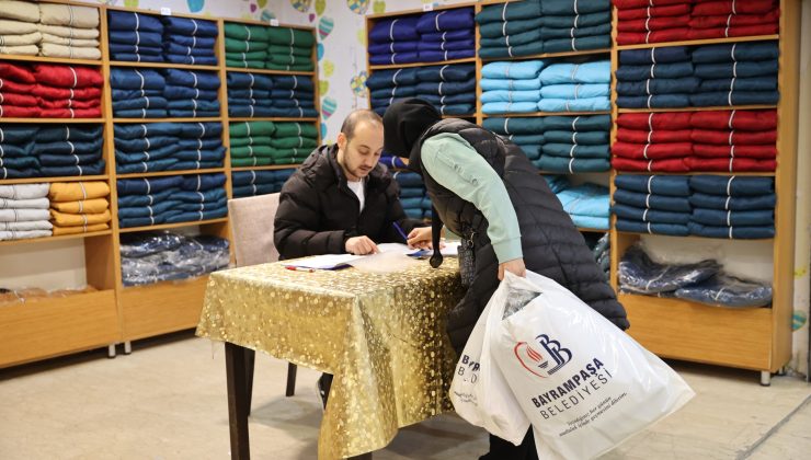 Bayrampaşa Belediyesi’nden 900 çocuğa 900 mont