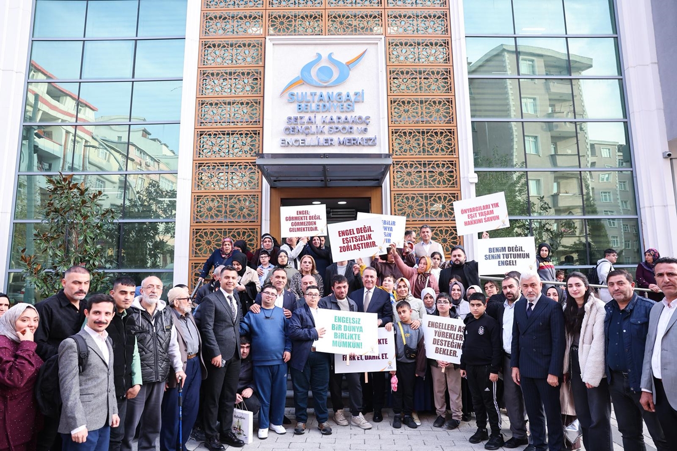 Sultangazi Belediyesi’nden Engelli Bireylere Özel Etkinlik