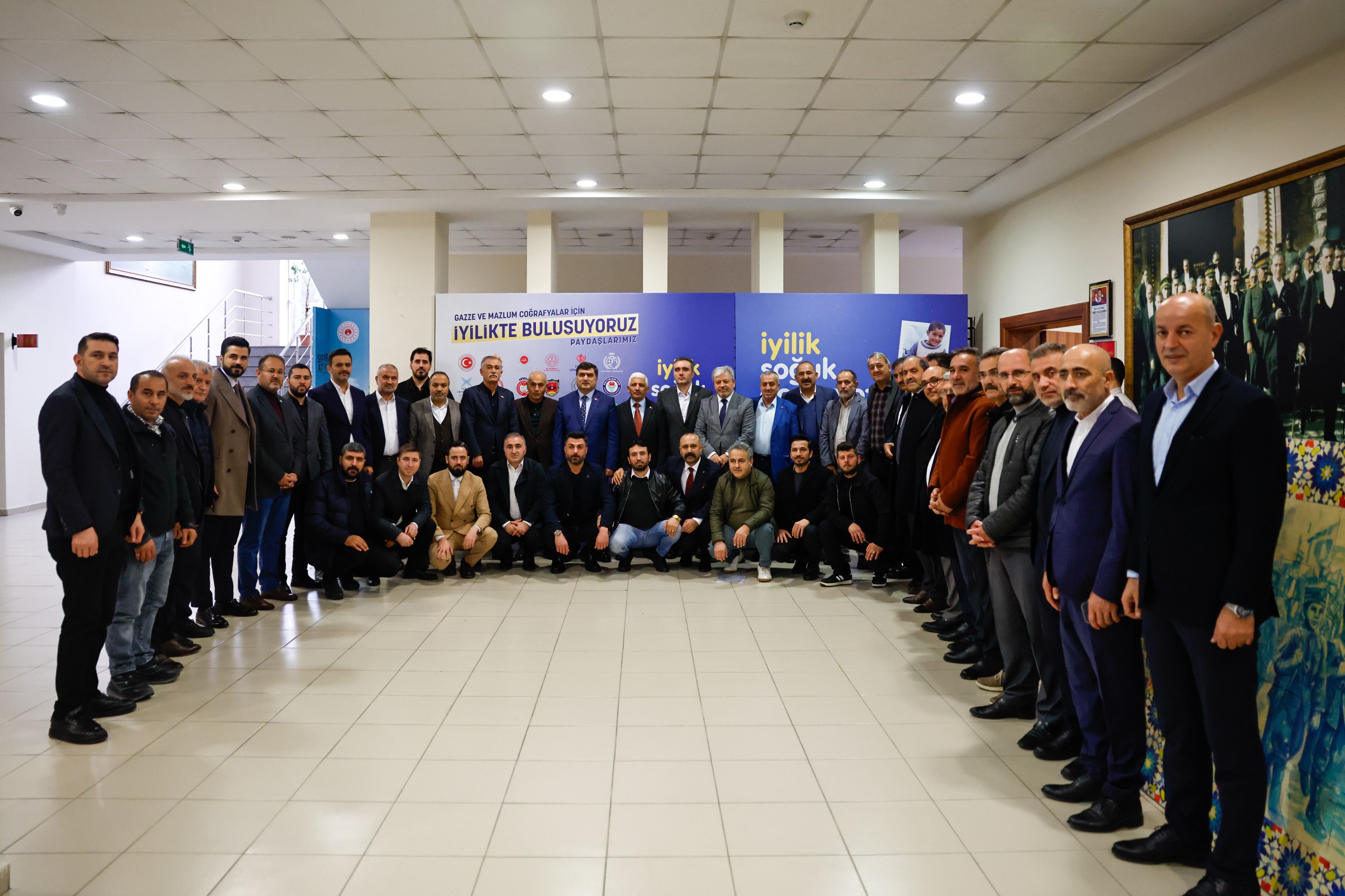 Sultanbeyli’de 42 STK Gazze ve mazlum coğrafyalar için bir araya geldi