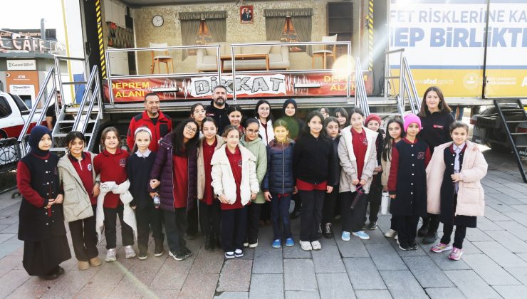 AFAD Deprem Simülasyon Tırı Eyüpsultan’da