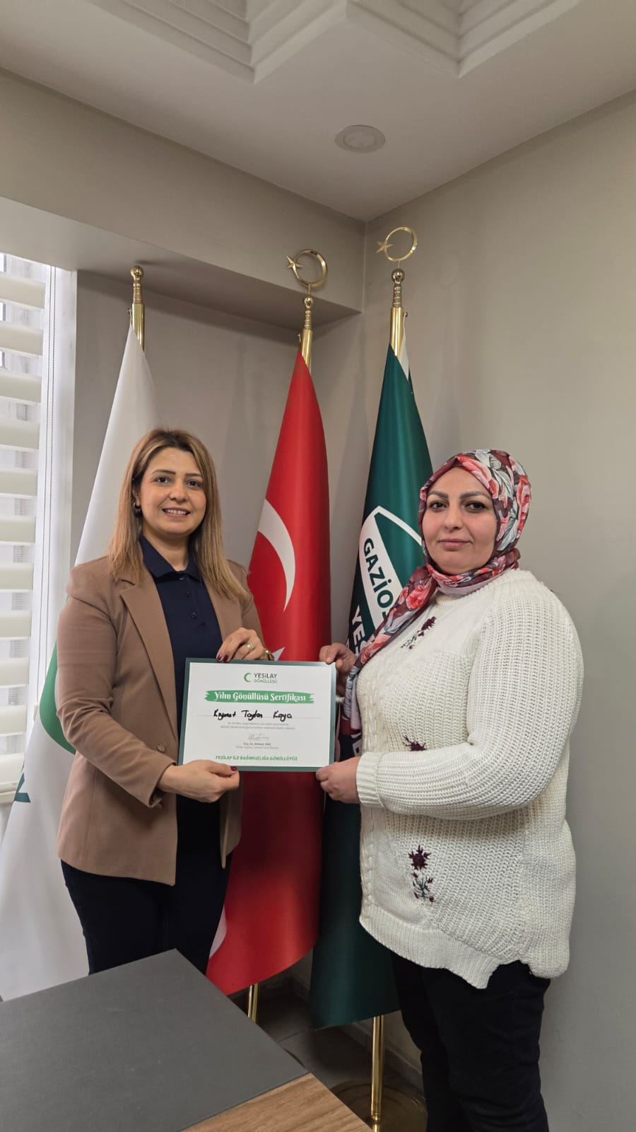 Yeşilay Gaziosmanpaşa Şube Başkanı Elif Ata’dan Anlamlı Kutlama: 10 Ocak Çalışan Gazeteciler Günü’nde Yerel Basını Bir Araya Getirdi, Sıkıntıları Dinledi!