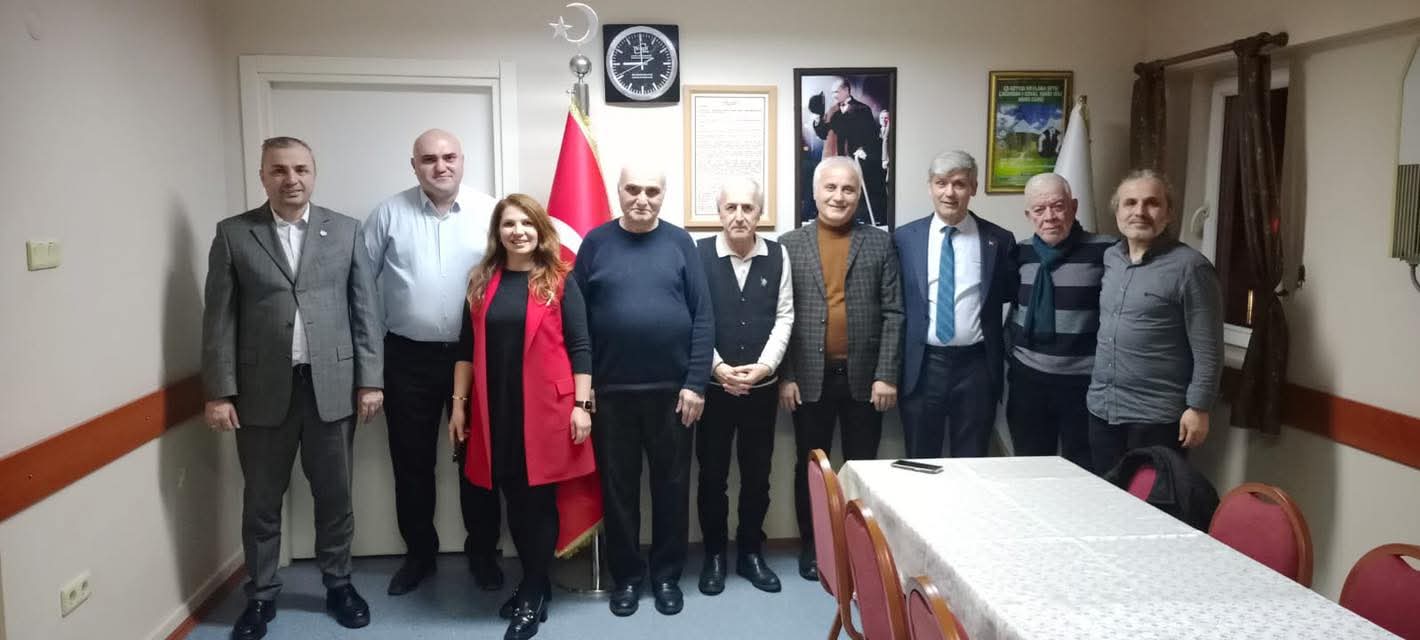 İSGEDER’de Değişim Rüzgarı: Arif Dede Yeni Genel Başkan! Giresunlu Eğitimcilerin Birlik Mesajı Güçleniyor