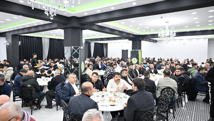 Siirt Vakfı Gaziosmanpaşa Şubesi’nden Gençlik Kahvaltısı: Birlik ve Dayanışma Mesajı Verildi!