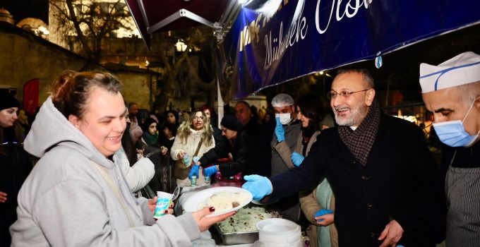 Başkan Mithat Bülent Özmen Miraç Kandili’nde Vatandaşlarla Buluştu