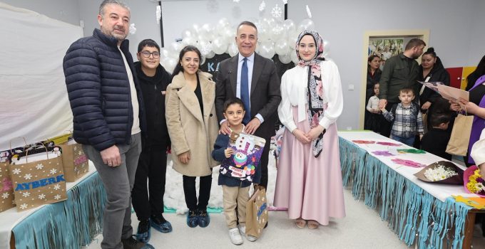 Başkan Dursun Çocukların Karne Heyecanını Paylaştı