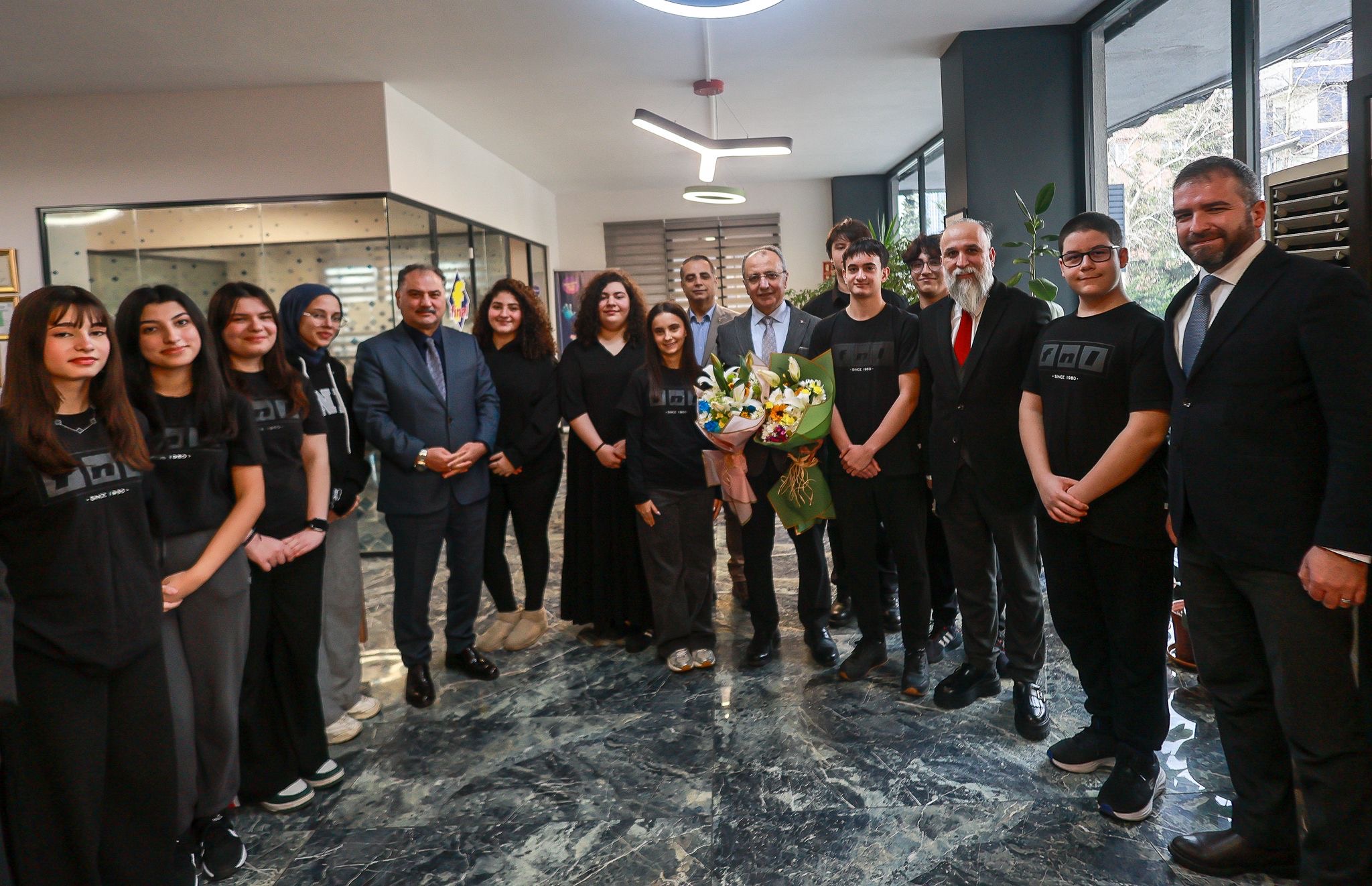 Final Okulları Onur Belgesi Töreninde Yüksel Çelik, Başarılı Öğrencileri Tebrik Etti