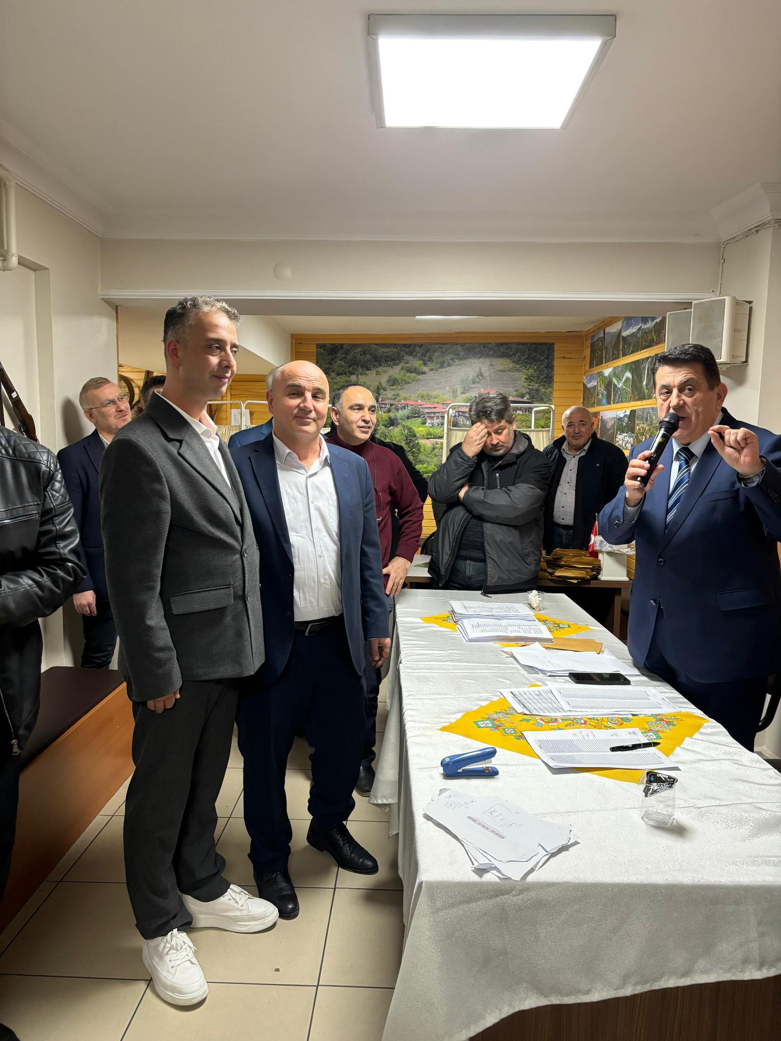 Loç Yöresi Derneği Genel Kurulu: Yaşar Kut Yeniden Başkan Seçildi!