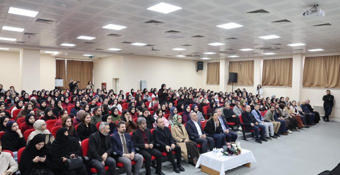 Gençler Sordu Usta Gazeteciler ve Başkan Dursun Yanıtladı