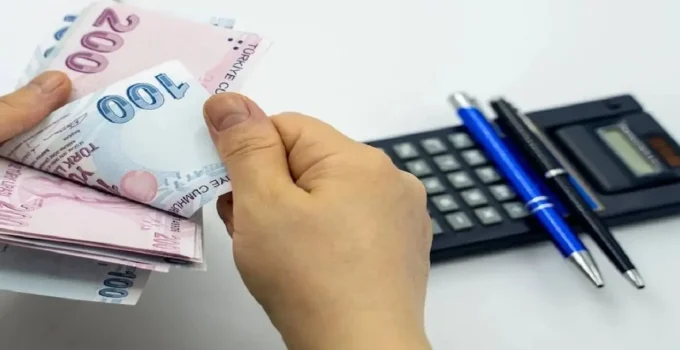 50 Yaş Altı Emeklilikte Kademeli Formül Masada: 2000 Sonrası Girişliler İçin 48-52 Yaş Aralığı Tartışılıyor!