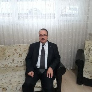 Gaziosmanpaşa’nın Sevilen İş İnsanı Erdoğan Boyacı Ani Vefatıyla Sevenlerini Yasa Boğdu: Cenaze Detayları ve Son Dakika Gelişmeler
