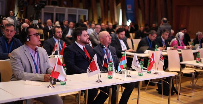 BTP Lideri Hüseyin Baş, Viyana’da düzenlenen 11. MEM Kongresi’nde konuştu.