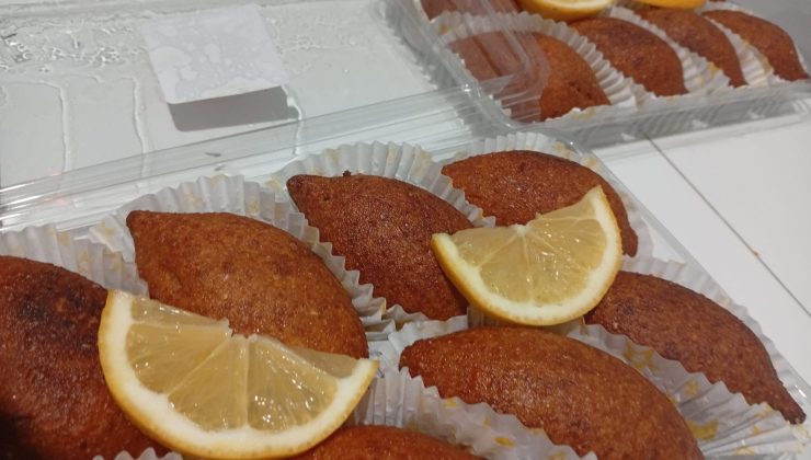 Evde En Kolay ve Çatlamayan İçli Köfte Tarifi – Adım Adım Püf Noktalarıyla