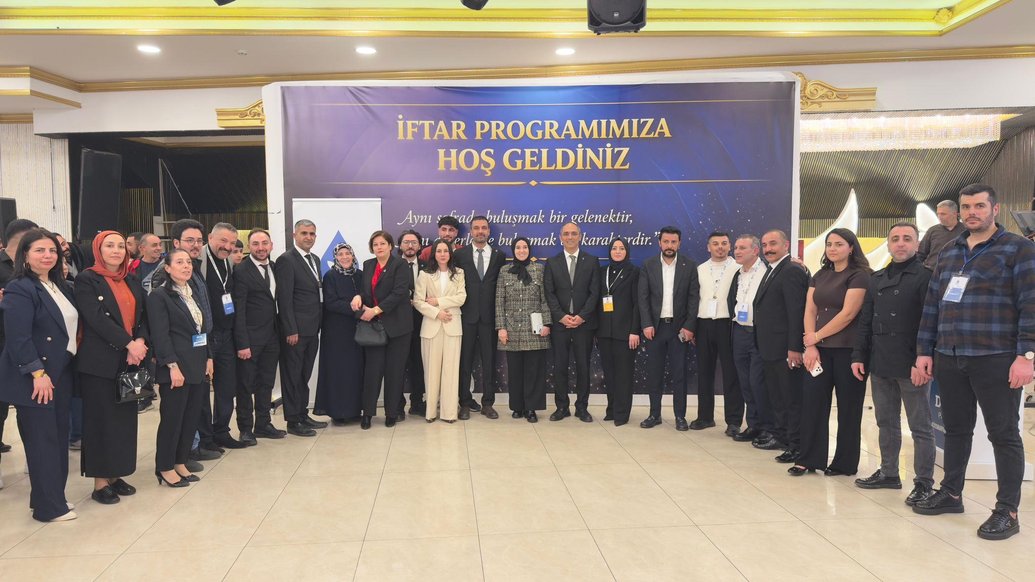 Gaziosmanpaşa’da Birlik ve Kardeşlik Sofrası: 1200 Kişi Aynı Sofrada Buluştu!