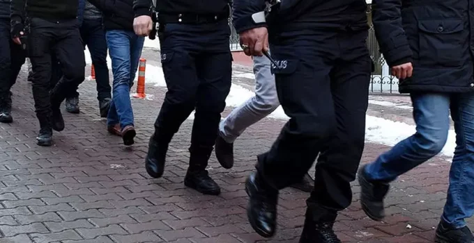 FETÖ’nün TUS Kampına Operasyon: 17 Doktor Gözaltına Alındı!