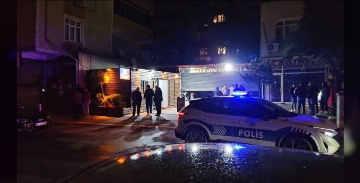 Eyüpsultan’da Oto yıkamaya motosikletli saldırganlar dehşet saçtı!