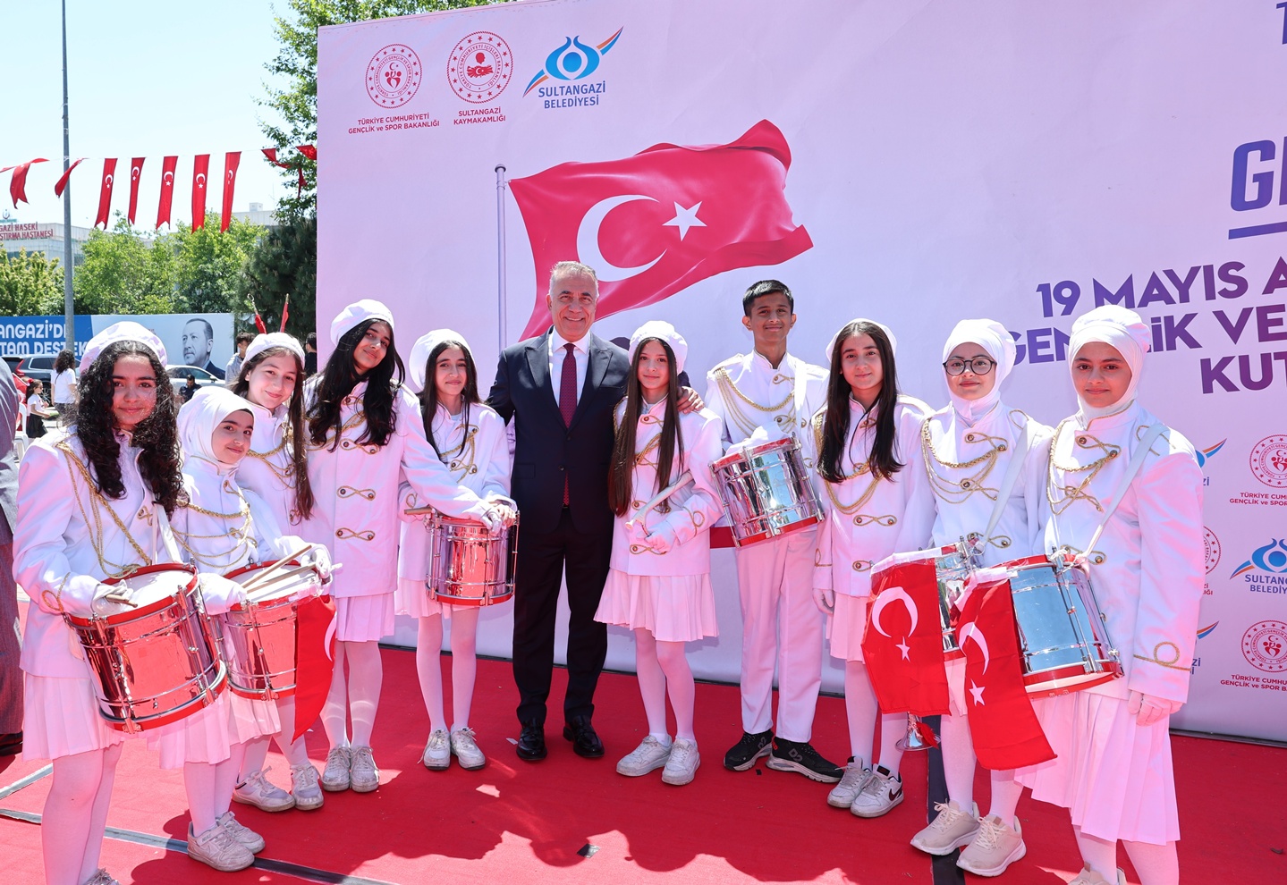 Başkan Dursun’dan 19 Mayıs Gençlik ve Spor Bayramı Mesajı  