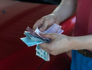 Sıfır Araçtan Vazgeçtiler! İkinci El Araçlara Büyük Yöneliş: Cazip Fiyatlar Çekiyor