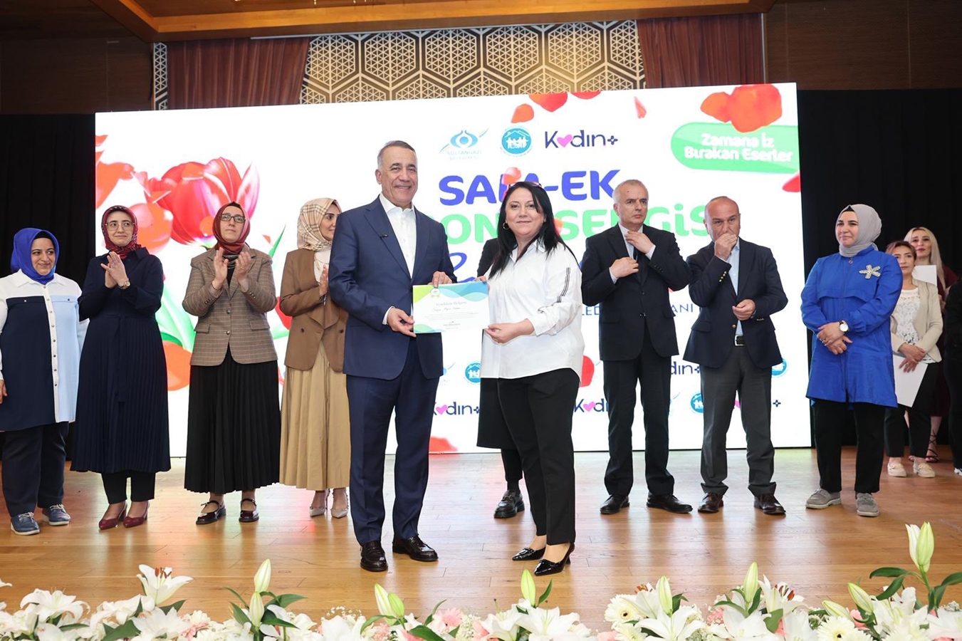 Sultangazili Kadınlardan “Zamana İz Bırakan Eserler” Sergisi