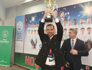 Gaziosmanpaşa’da Erzurumspor’un Süper Lig’e Yükselişi Muhteşem Kutlamalarla Karşılandı!