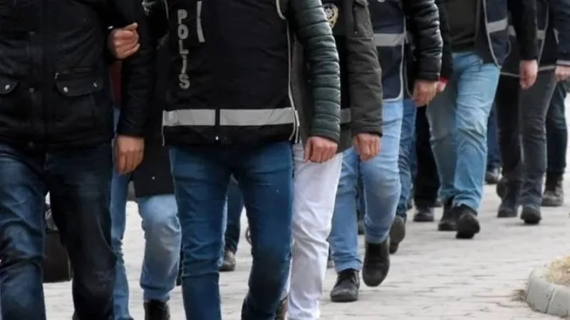 27 İlde Büyük Yatırım Dolandırıcılığı Operasyonu: 89 Gözaltı, 4 Şirkete ve 15 Akaryakıt İstasyonuna Kayyım!