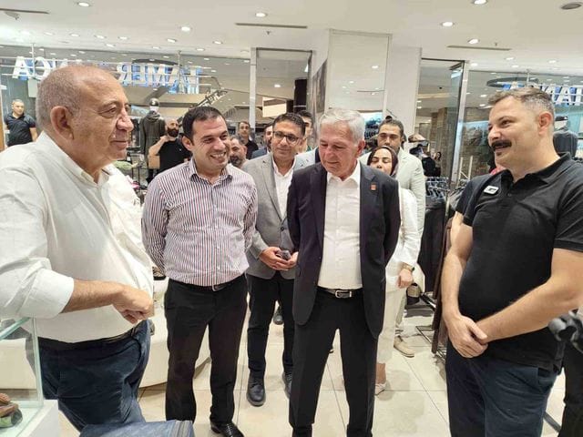 Gürsel Tekin Batman’da: “Türkiye’nin gerçek gündemine dönmemiz lazım”