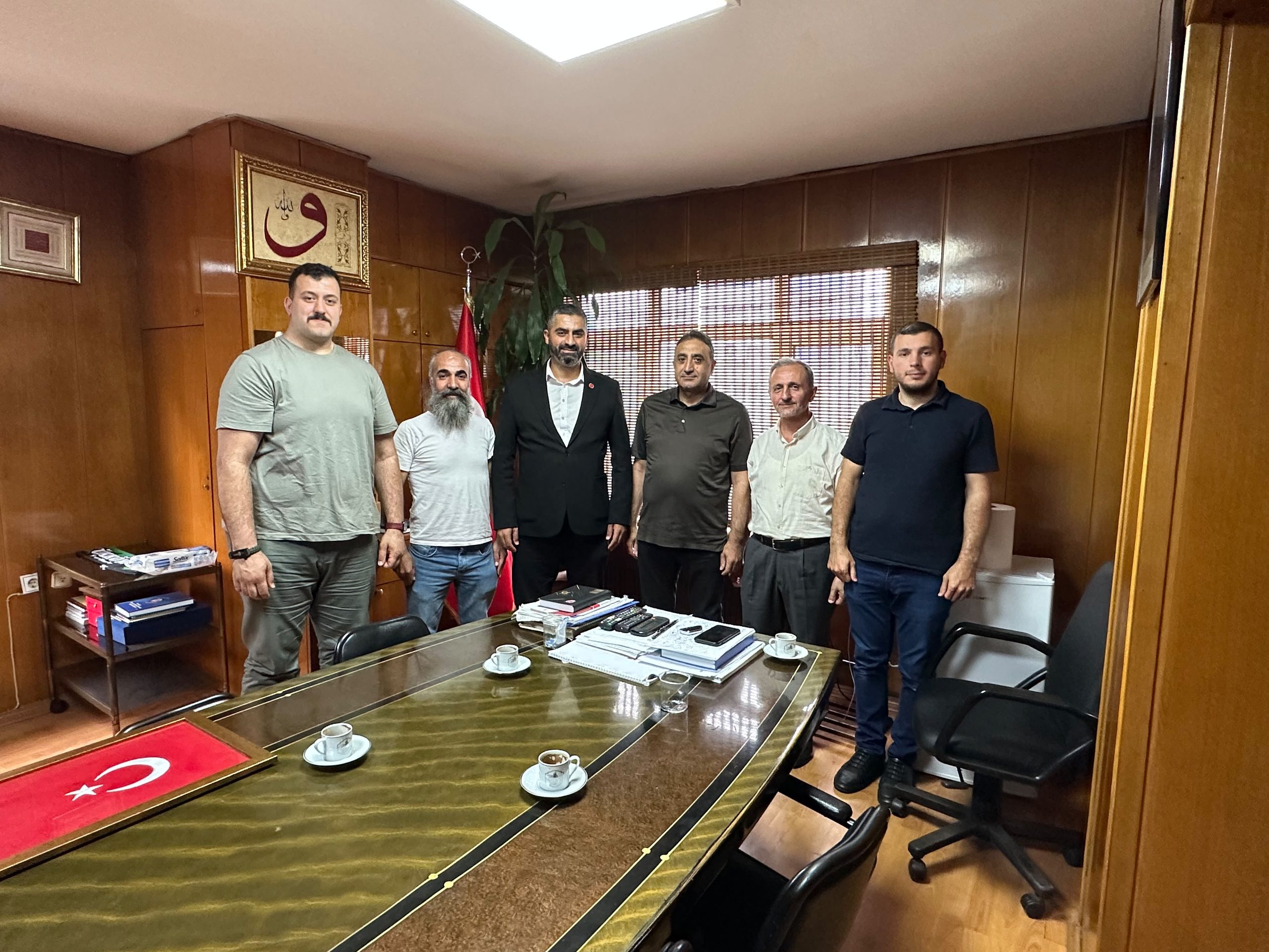 Saadet Partisi Gaziosmanpaşa Teşkilatı Sahada: Seçimlere ve Millete Hizmete Hazırız