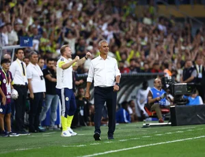 Fenerbahçe’de 18 Milyon Euroluk Kriz! İsmail Kartal Gözden Çıkardı: Genç Oyuncu Kararını Verdi