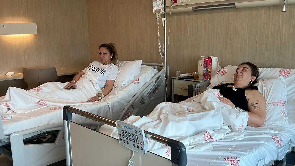 Botoks Yaptırdı, Çift Görmeye Başladı! 3 Kadın Hastanelik Oldu