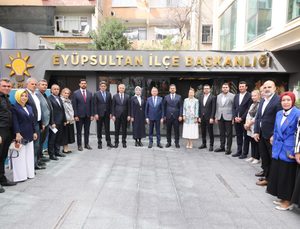 FUAT OKTAY’DAN EYÜPSULTAN’DA “TÜRKİYE YÜZYILI” BULUŞMASI