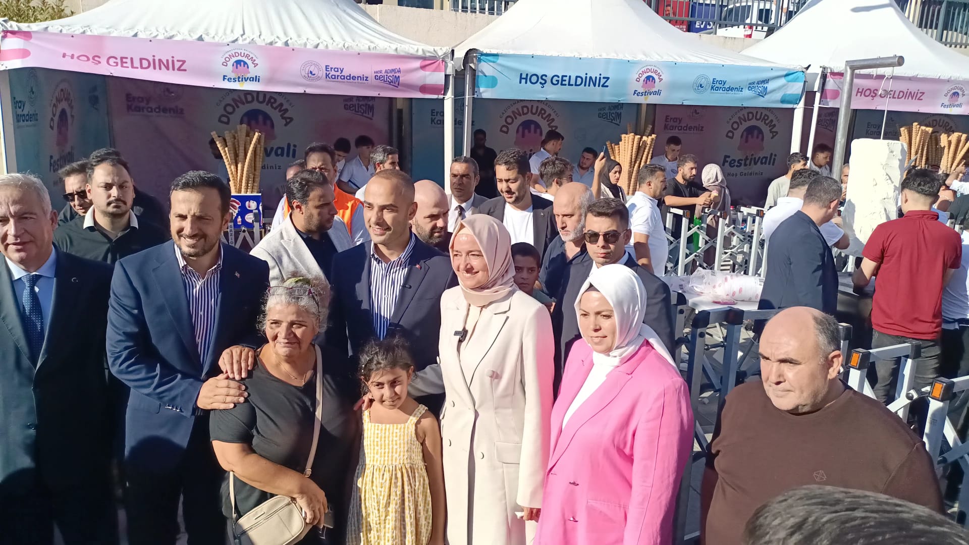 Gaziosmanpaşa’da Dondurma Festivali: Vatandaşlara 10 Ton Dondurma İkram Edildi