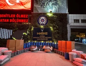 İstanbul’da 3,5 Milyon Uyuşturucu Hap Üretecek Ham Madde Ele Geçirildi
