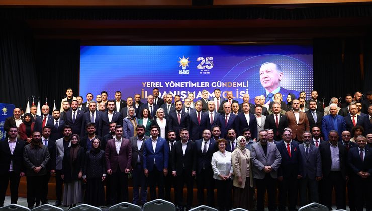 Muhalefet partilerinden 136 kişi AK Parti’ye katıldı
