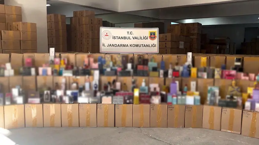 Bayrampaşa’da Dev Sahte Parfüm Operasyonu: 350 Milyon TL’lik Ürün Ele Geçirildi