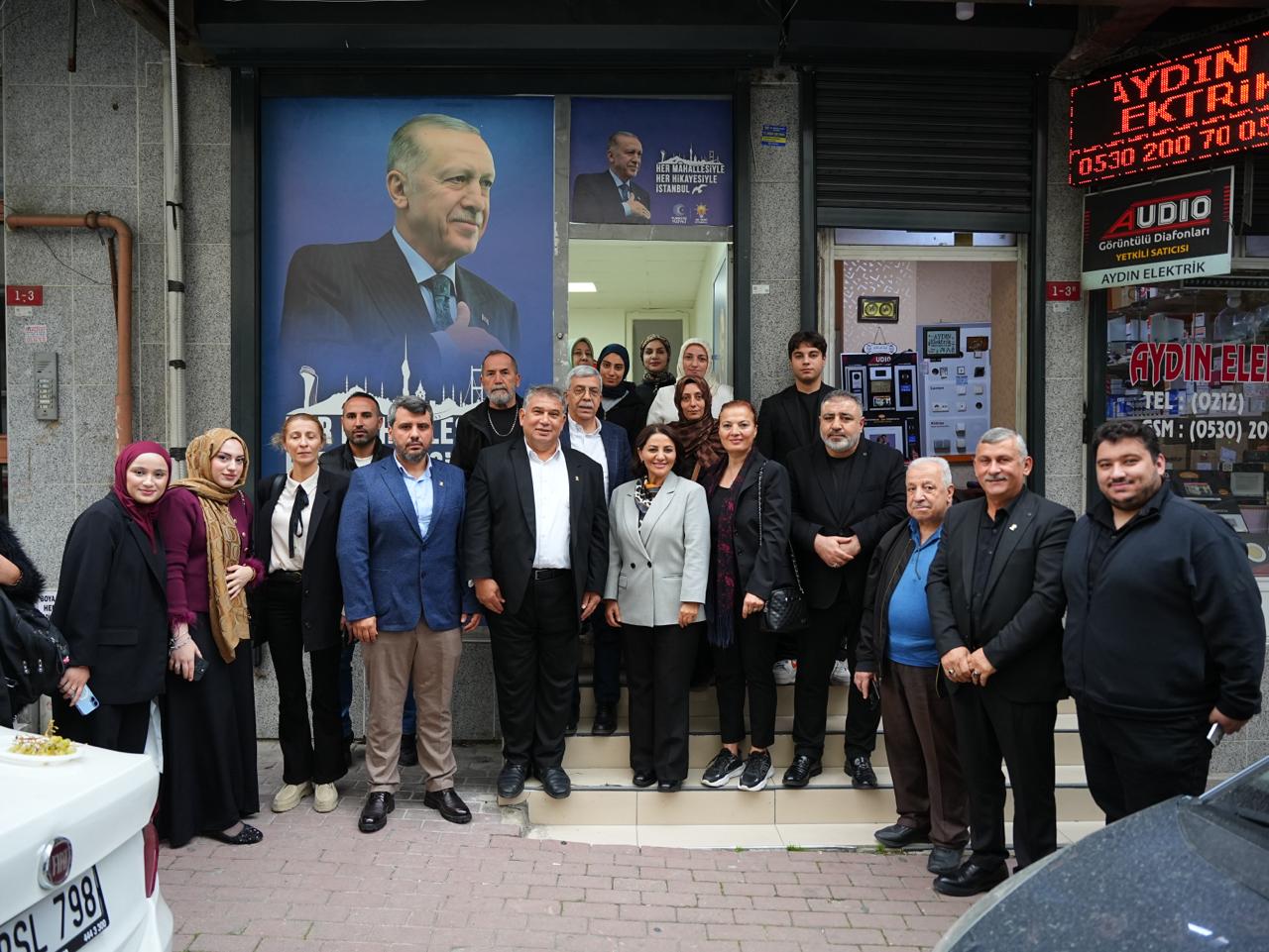 AK Parti İstanbul milletvekilleri Ataşehir, Bahçelievler ve Sarıyer’de vatandaşlarla buluştu